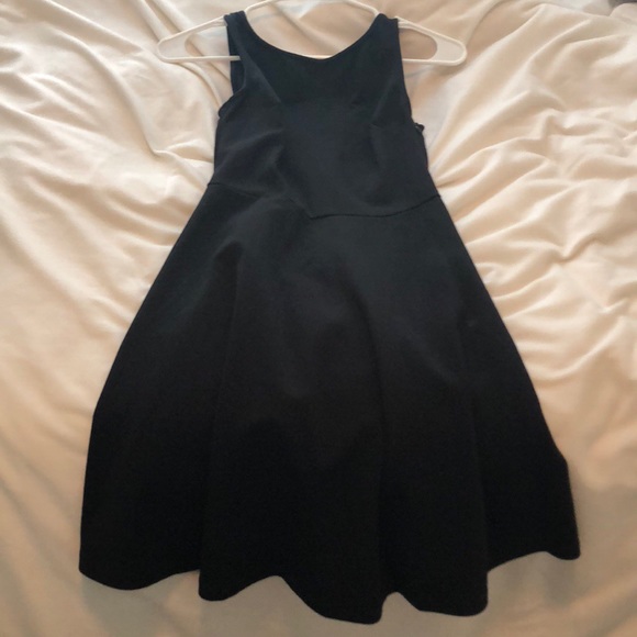 Little black dress - Picture 4 of 4